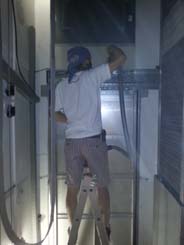 úklid šachty nákladního výtahu obchodní dům Ikea